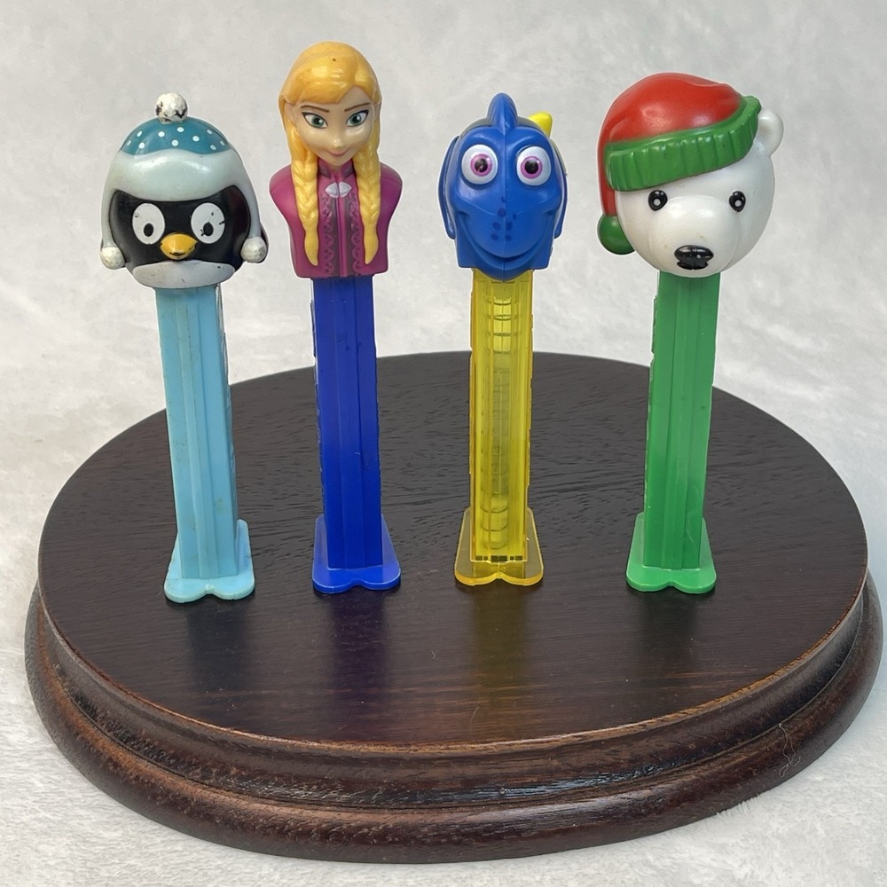 Lot of 4 PEZ Dispensers w/ Feet Frozen Anna‎ Dory Chilly Willy Polar Bear